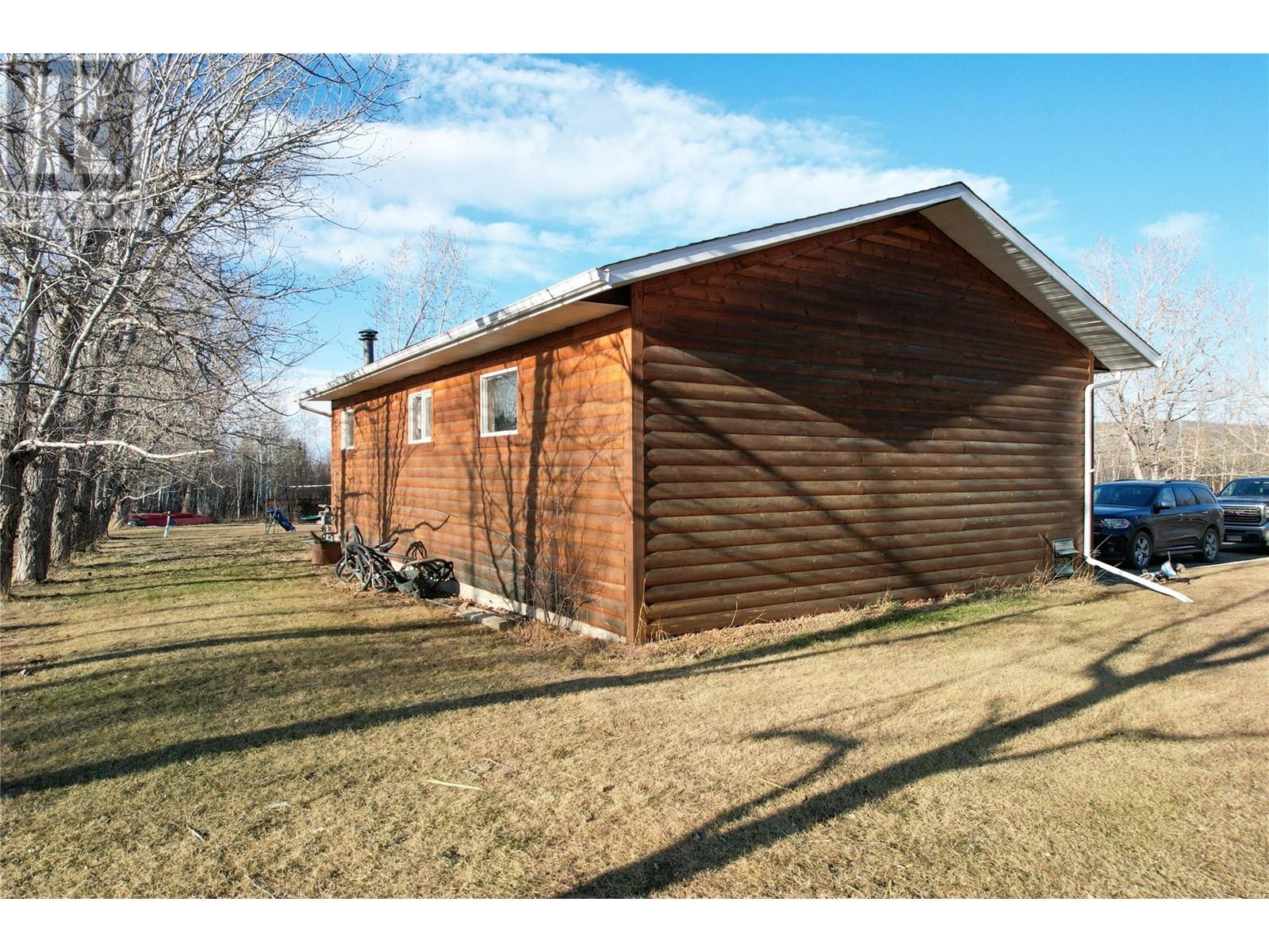 448 204 Road, Pouce Coupe