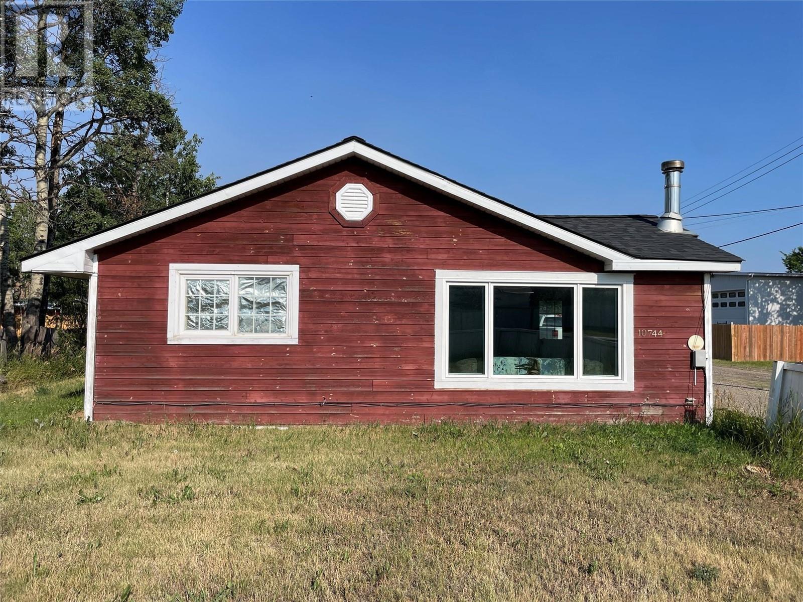 10744 17 Street, Dawson Creek
