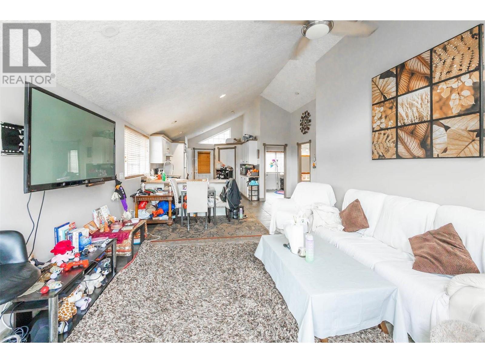  11938 Oceola Road, Lake Country