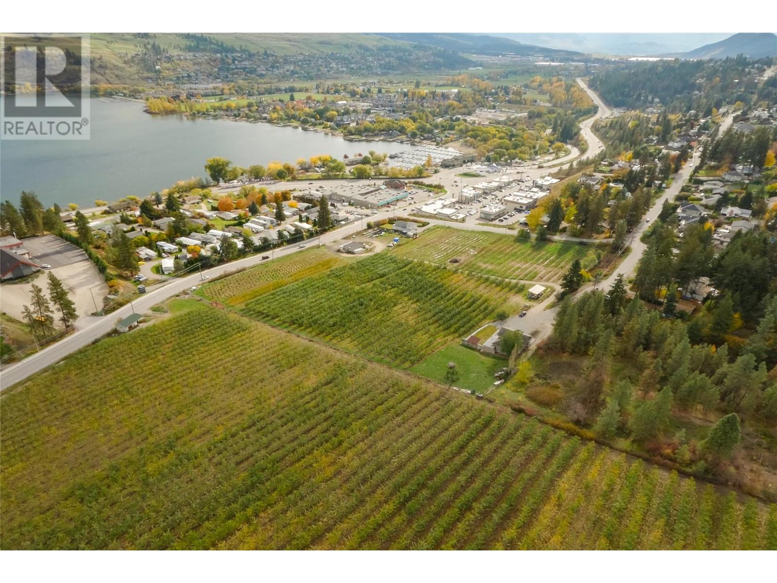 11938 Oceola Road, Lake Country