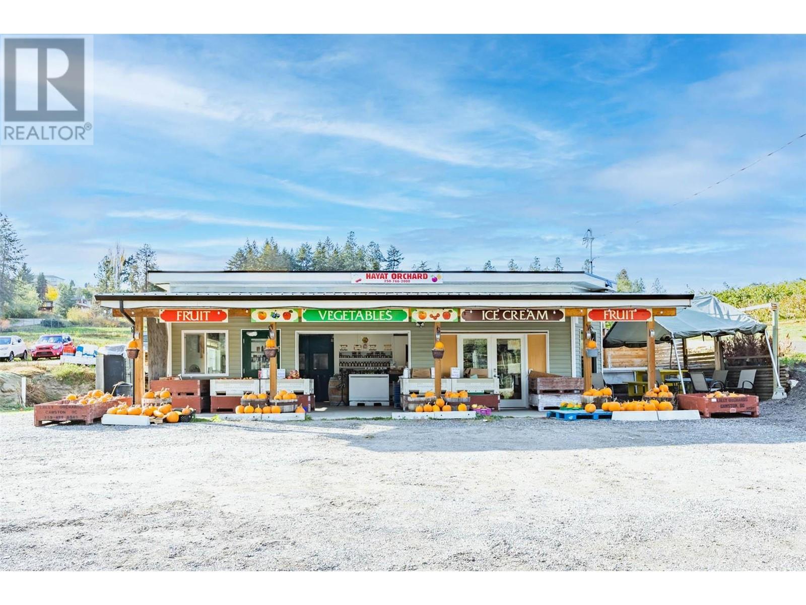  11938 Oceola Road, Lake Country