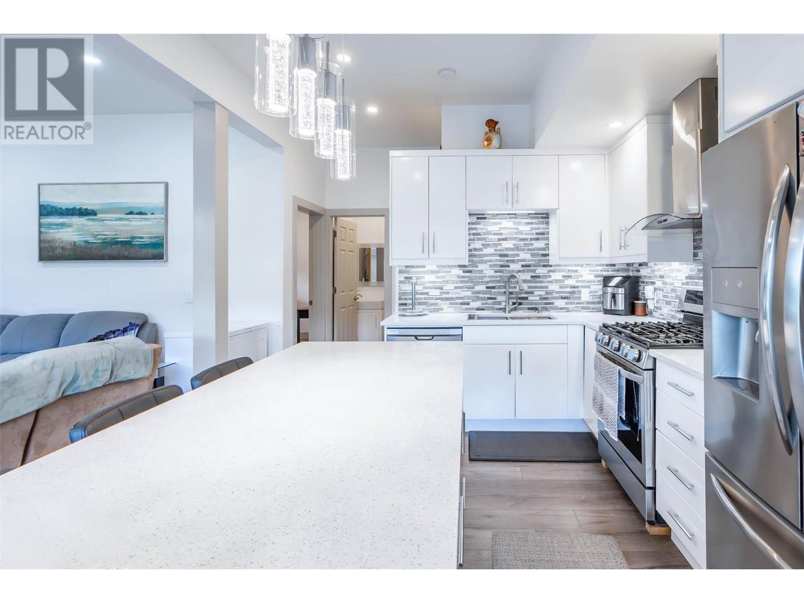  11938 Oceola Road, Lake Country