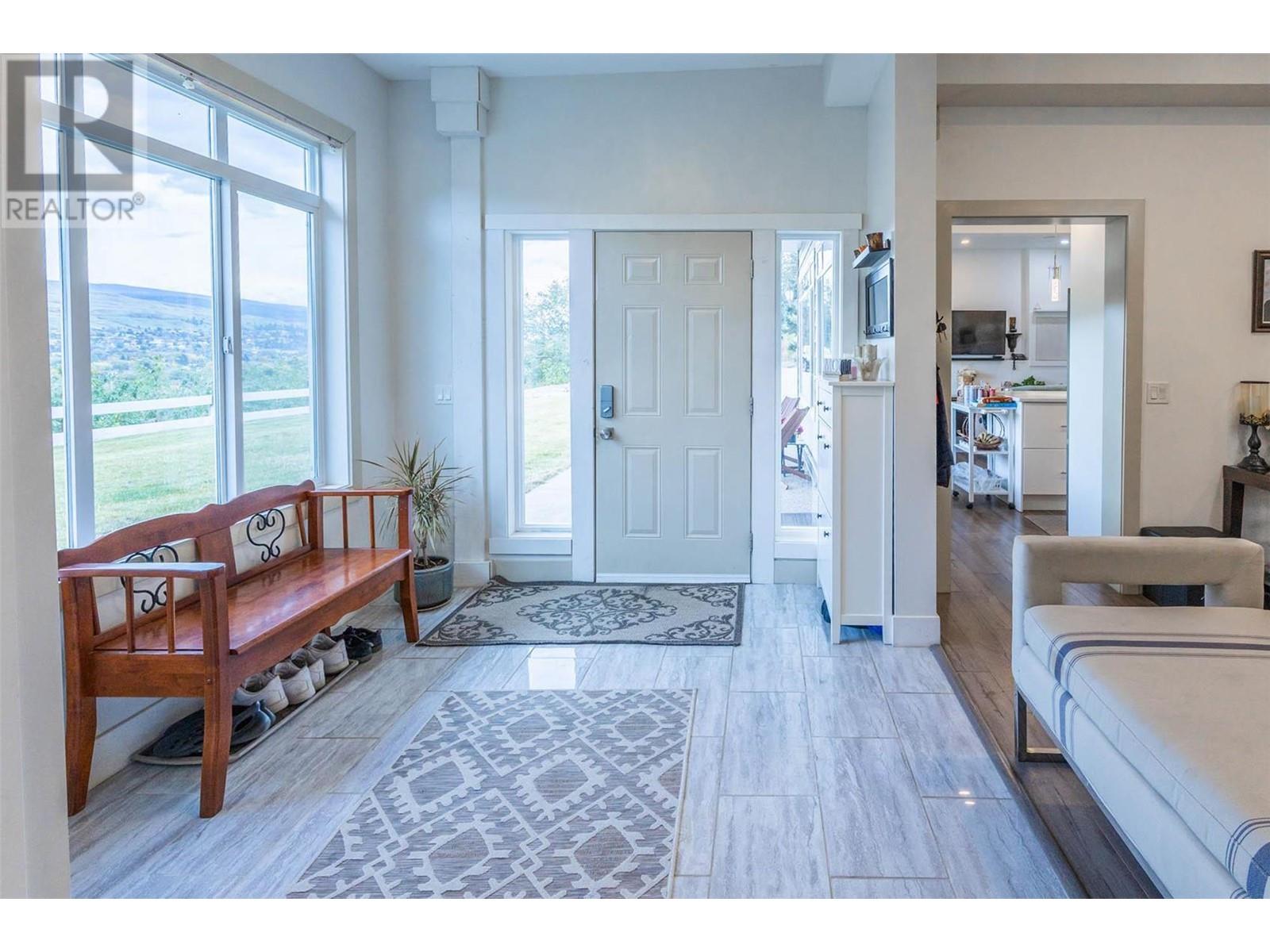  11938 Oceola Road, Lake Country