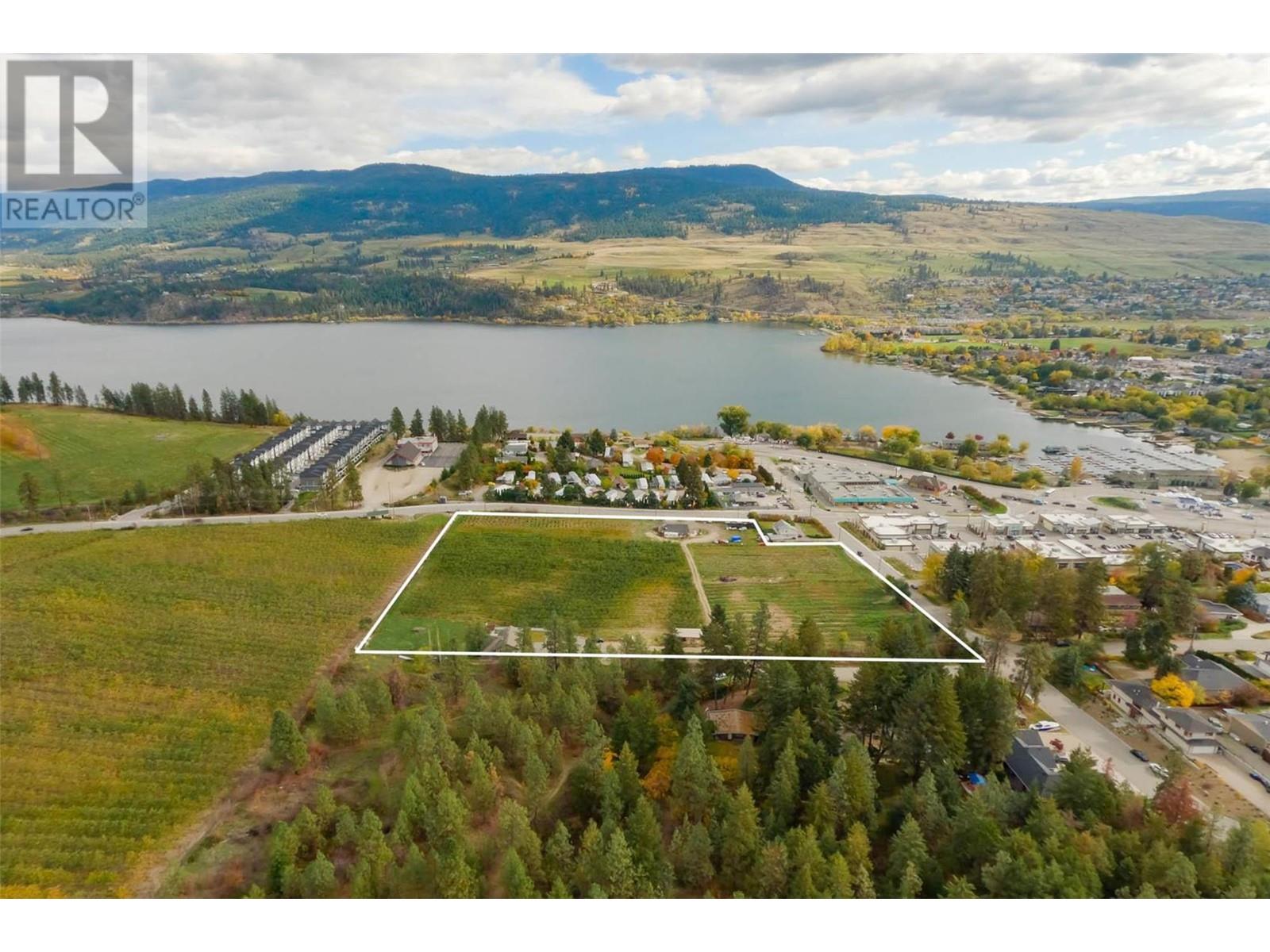  11938 Oceola Road, Lake Country