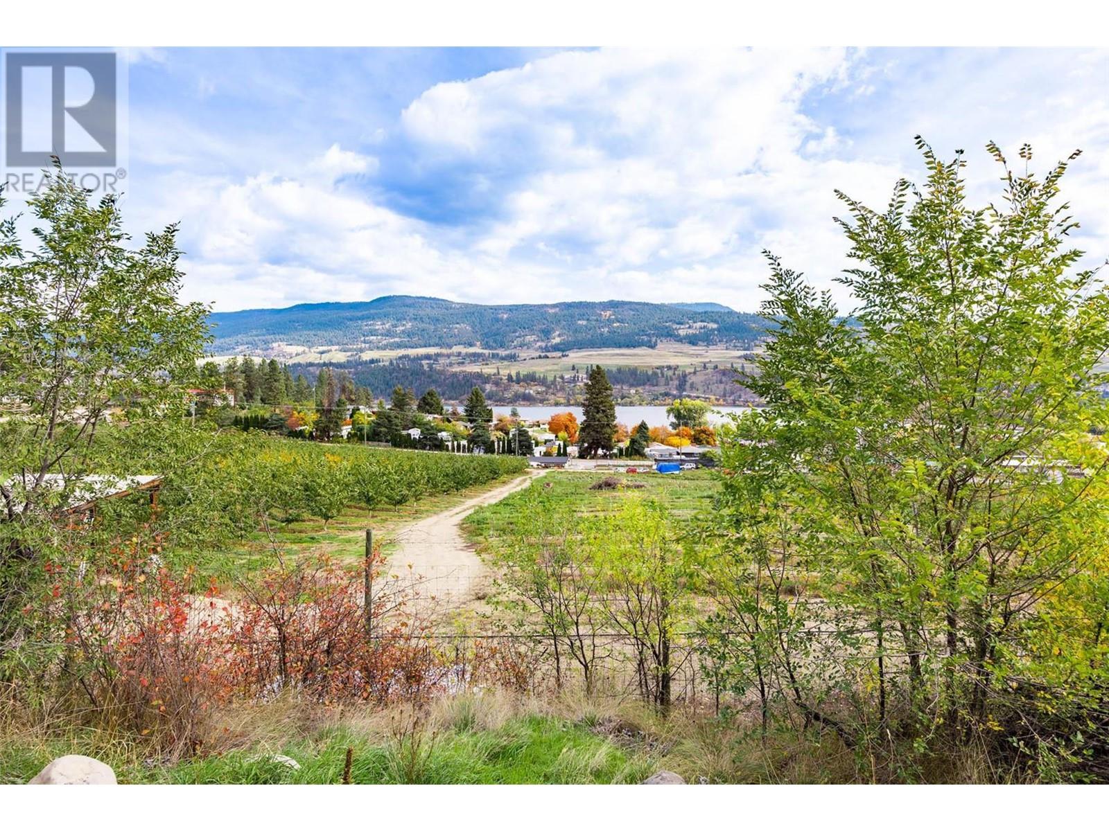  11938 Oceola Road, Lake Country