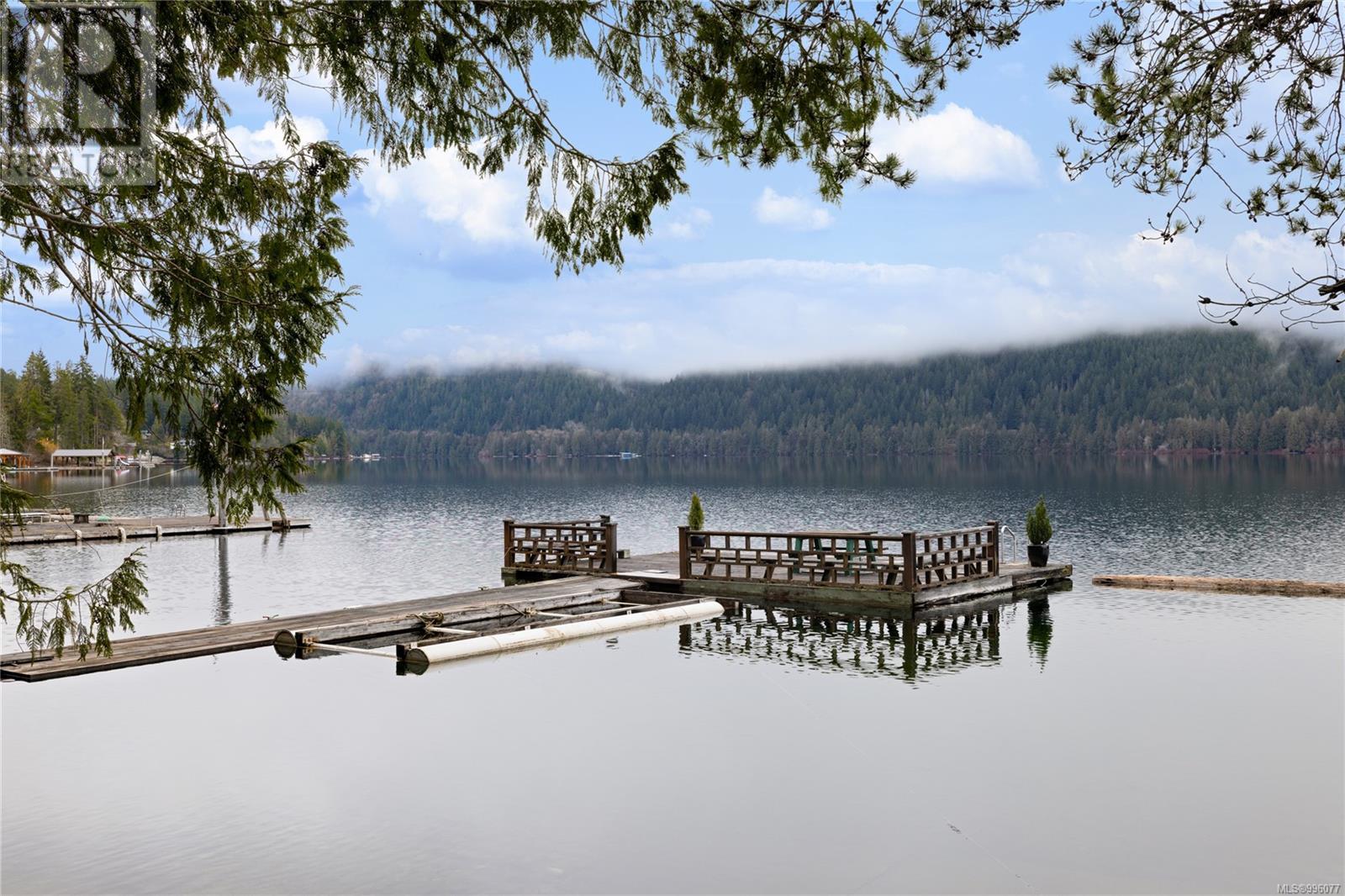 8950 Stirling Arm Dr, Port Alberni