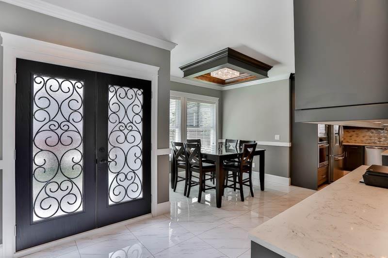 Photo 4 of 14728 79 Avenue, Surrey BC