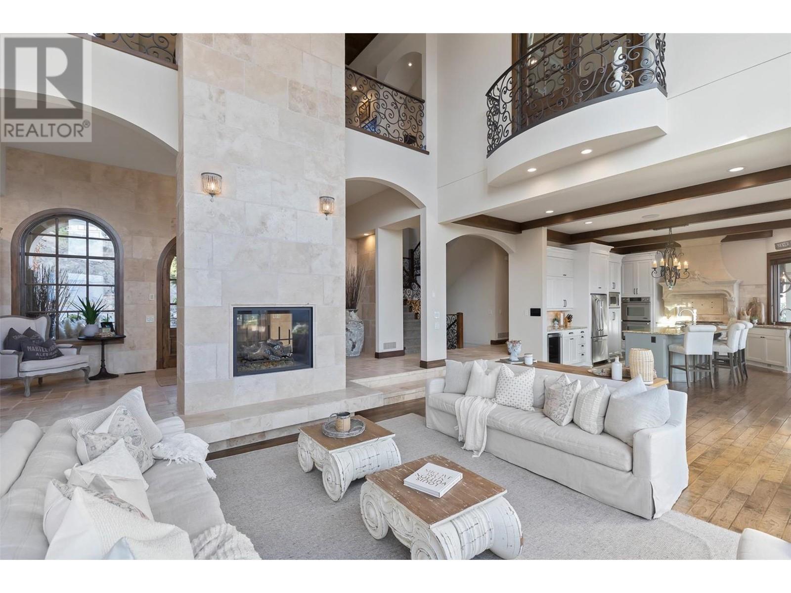 1113 Parkbluff Lane, Kelowna