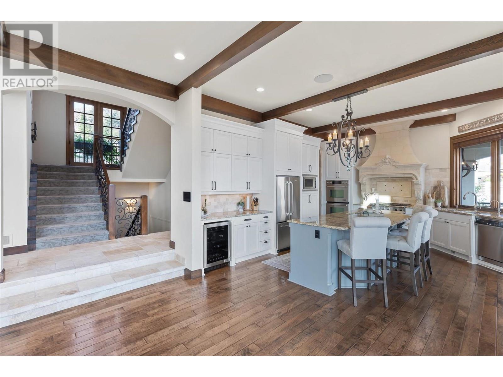 1113 Parkbluff Lane, Kelowna