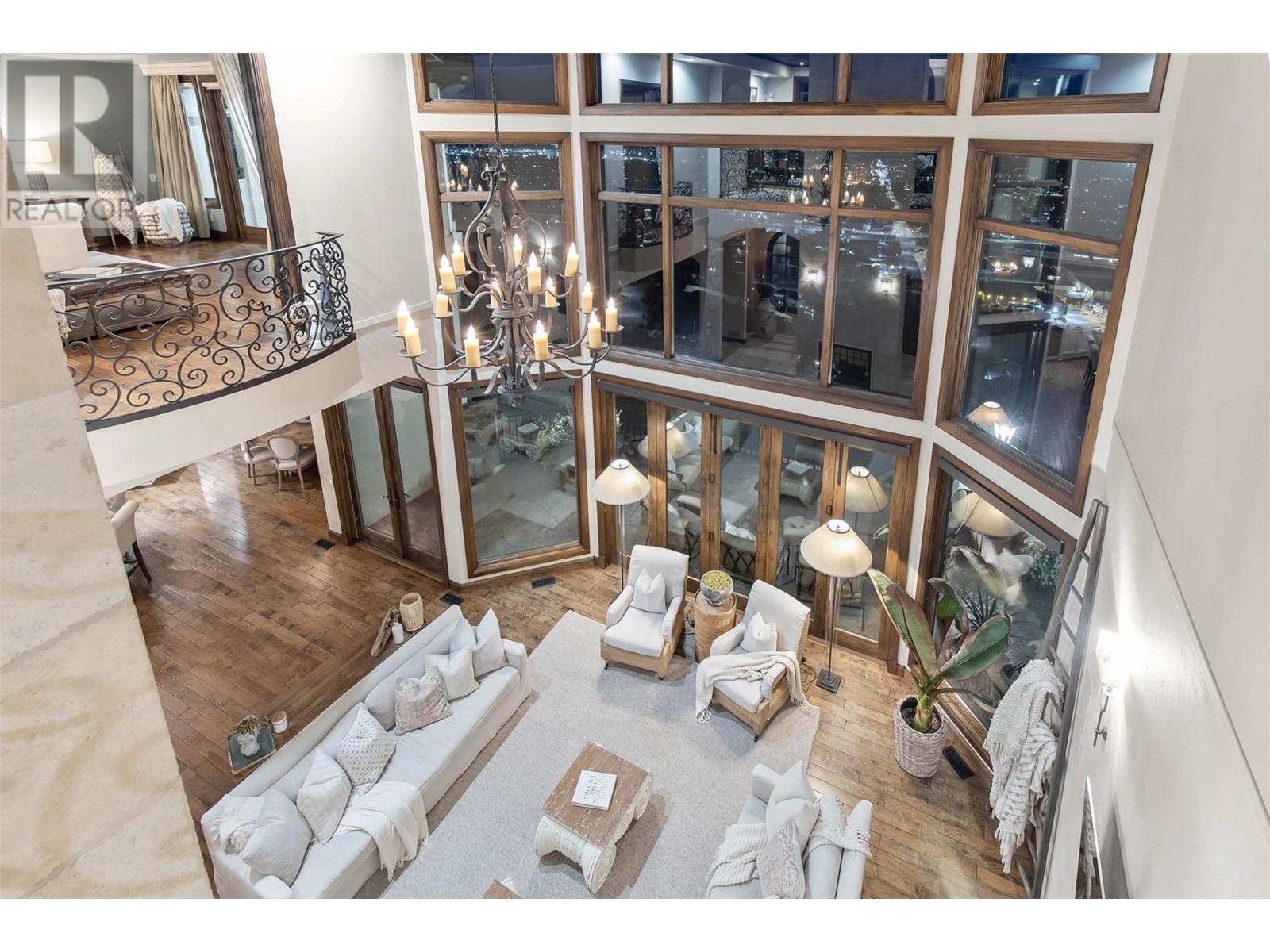 1113 Parkbluff Lane, Kelowna