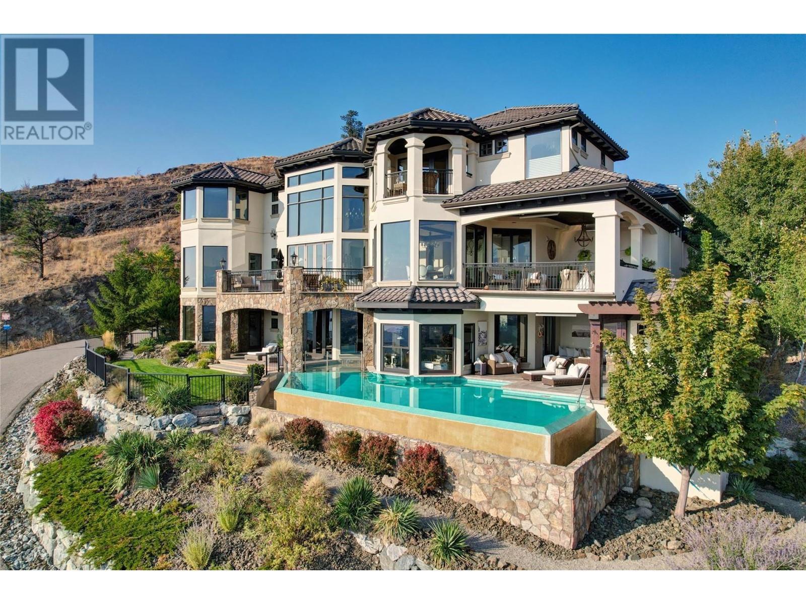 1113 Parkbluff Lane, Kelowna