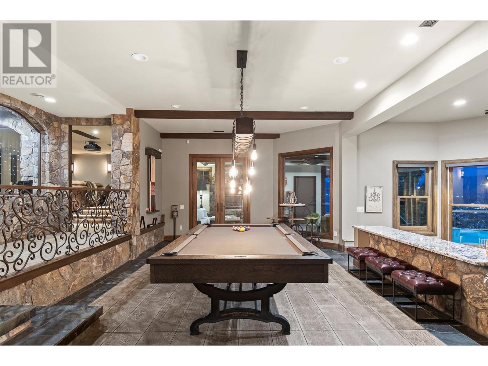 1113 Parkbluff Lane, Kelowna