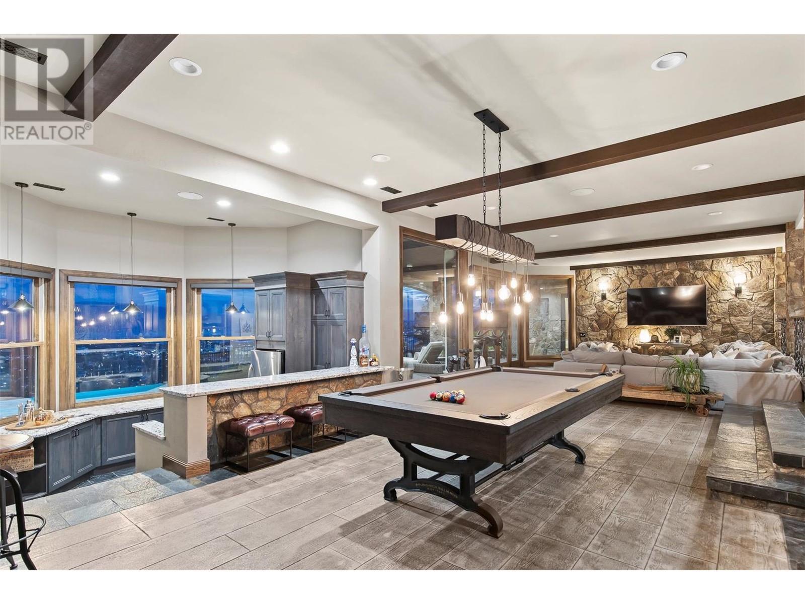 1113 Parkbluff Lane, Kelowna