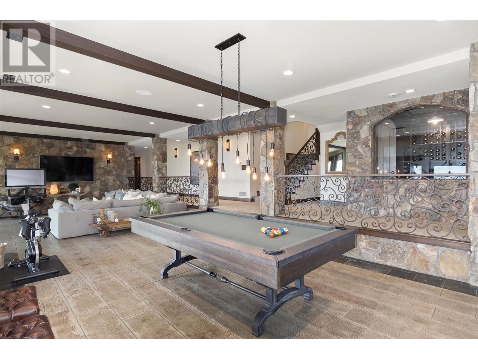 1113 Parkbluff Lane, Kelowna