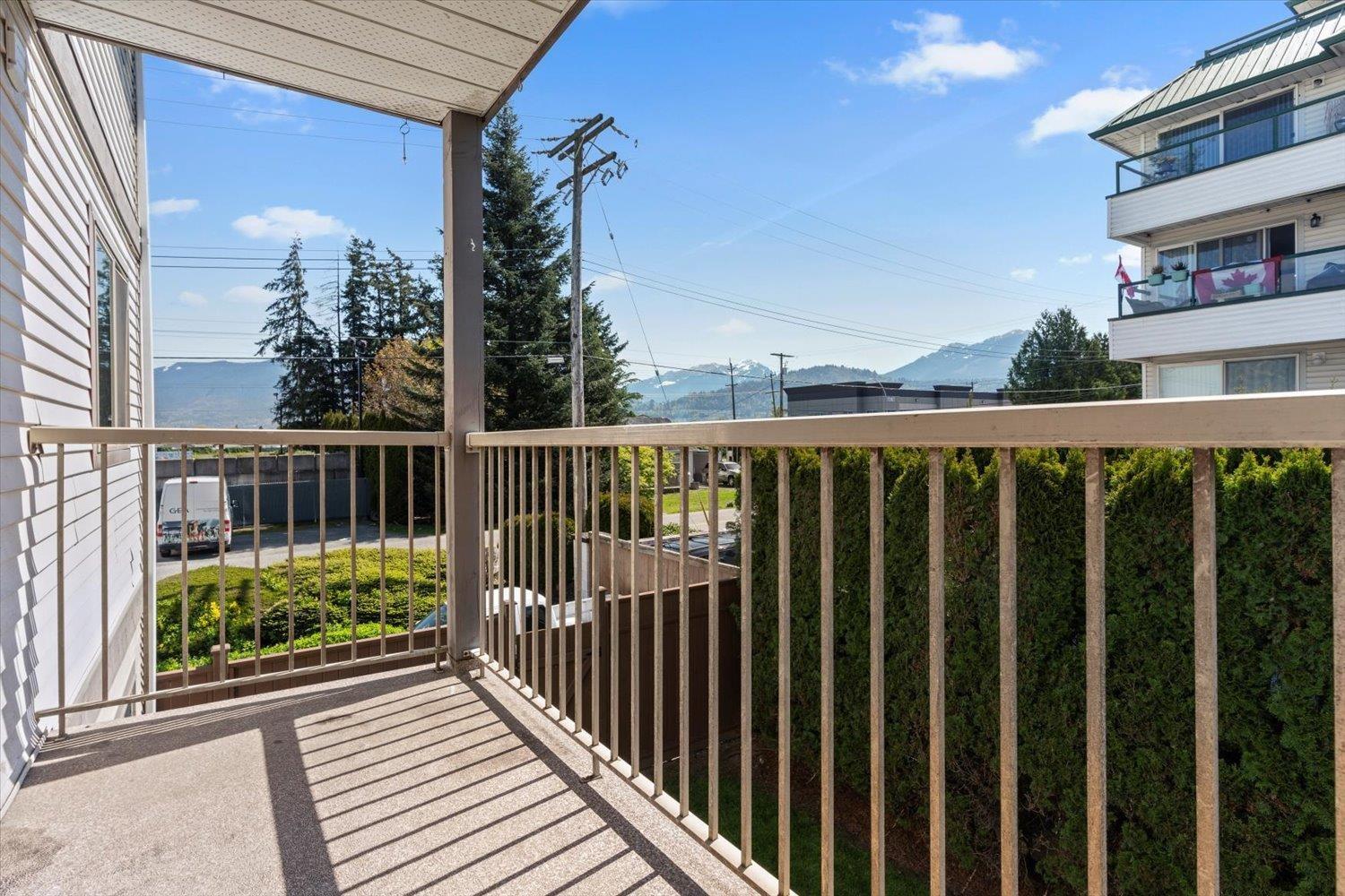 Photo 8 of 205 7435 Shaw Avenue Sardis East Vedder, Chilliwack BC