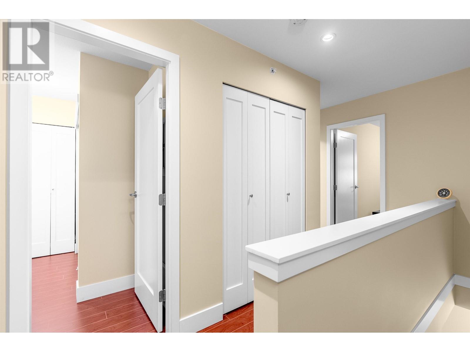 225 SALTER STREET, New Westminster
