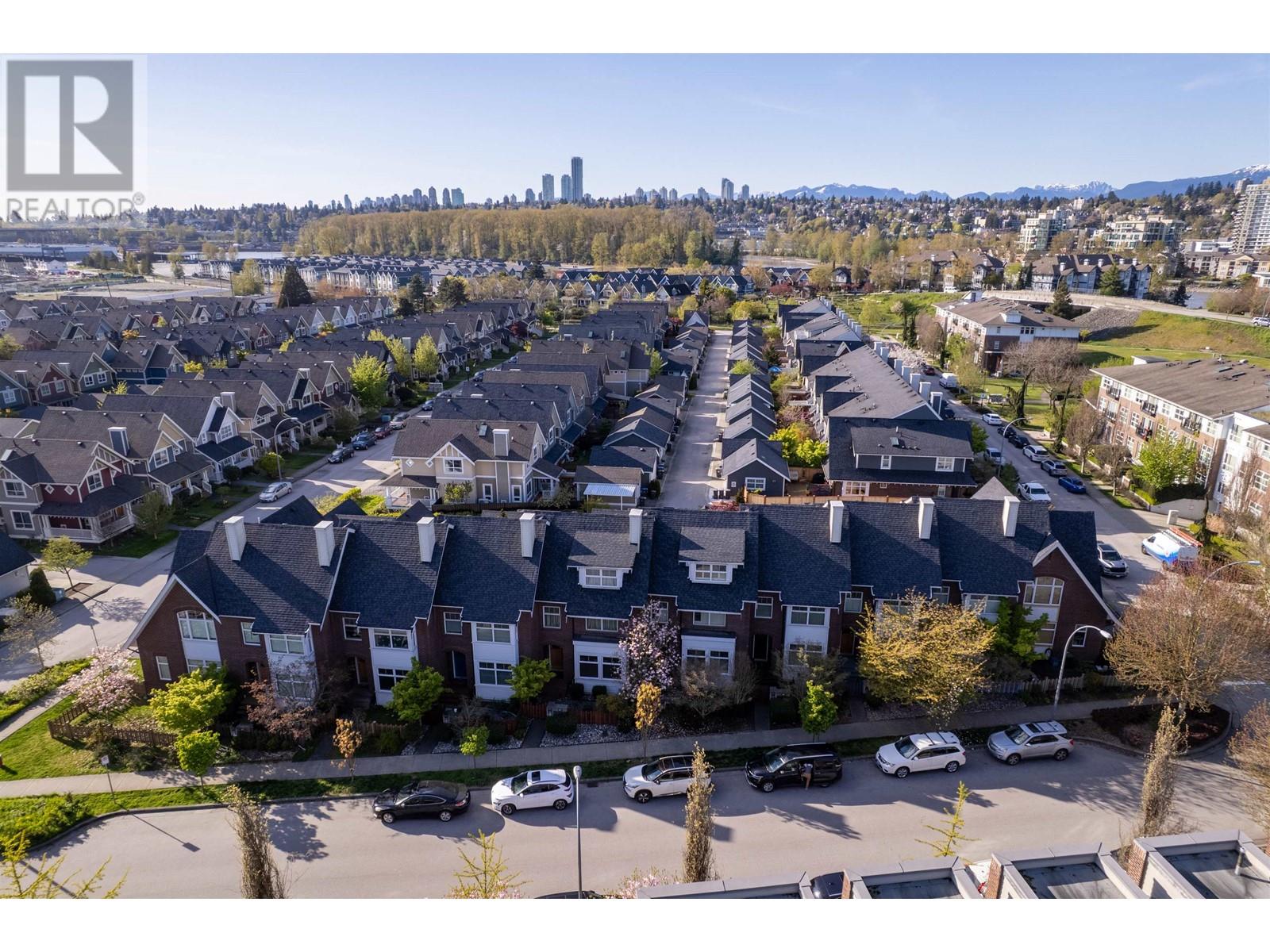 225 SALTER STREET, New Westminster
