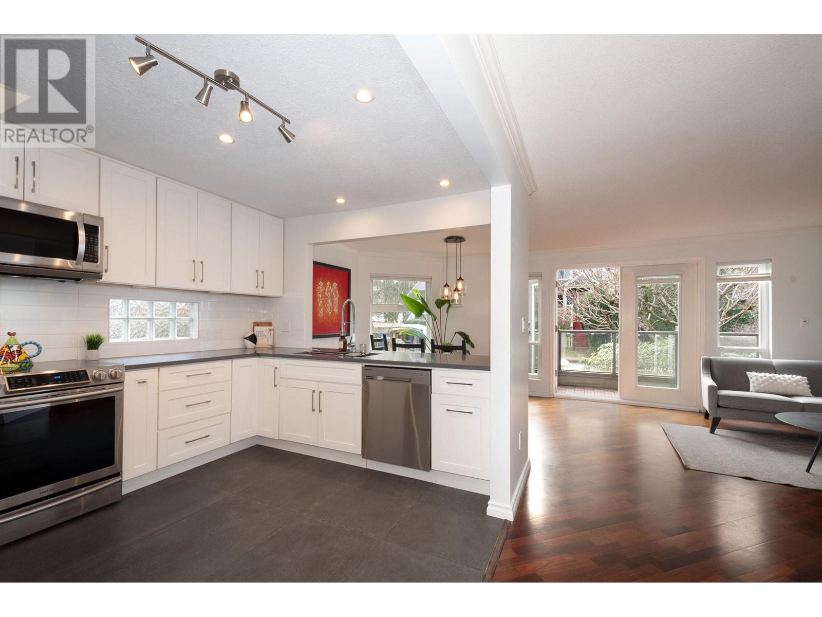 202 1959 W 2ND AVENUE, Vancouver real estate listing for sale