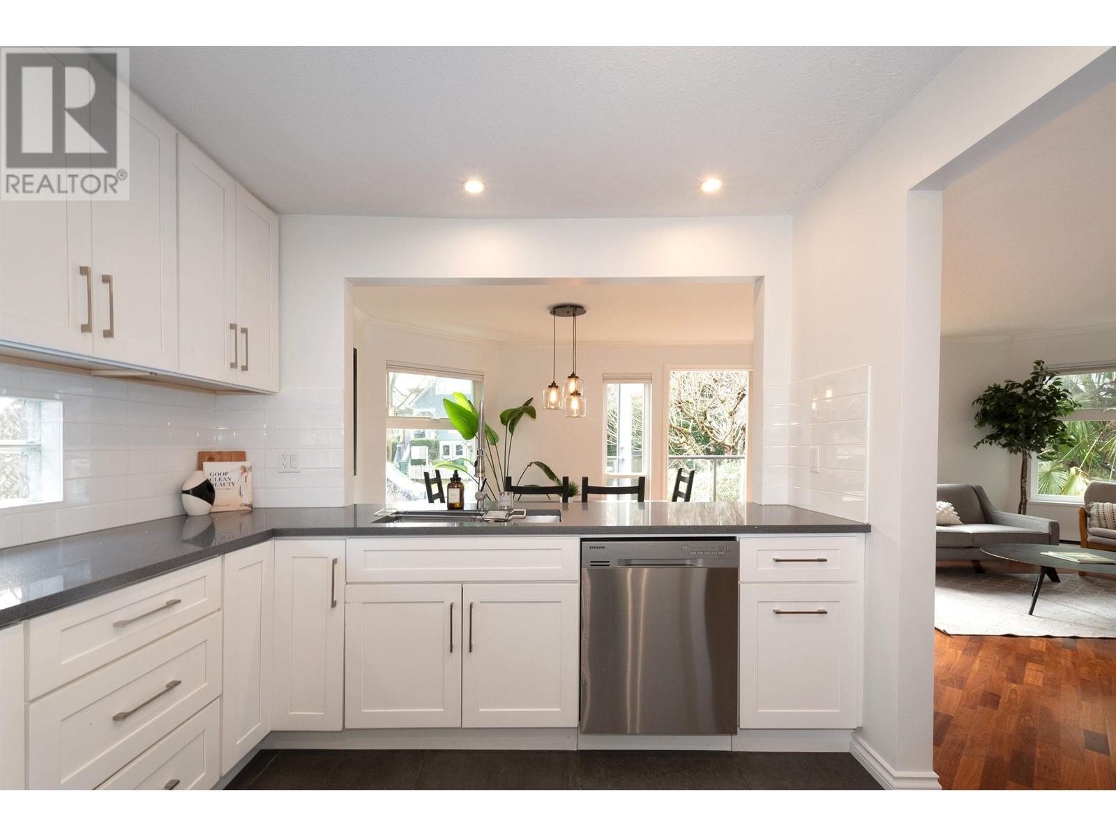 202 1959 W 2ND AVENUE, Vancouver real estate listing R2992807