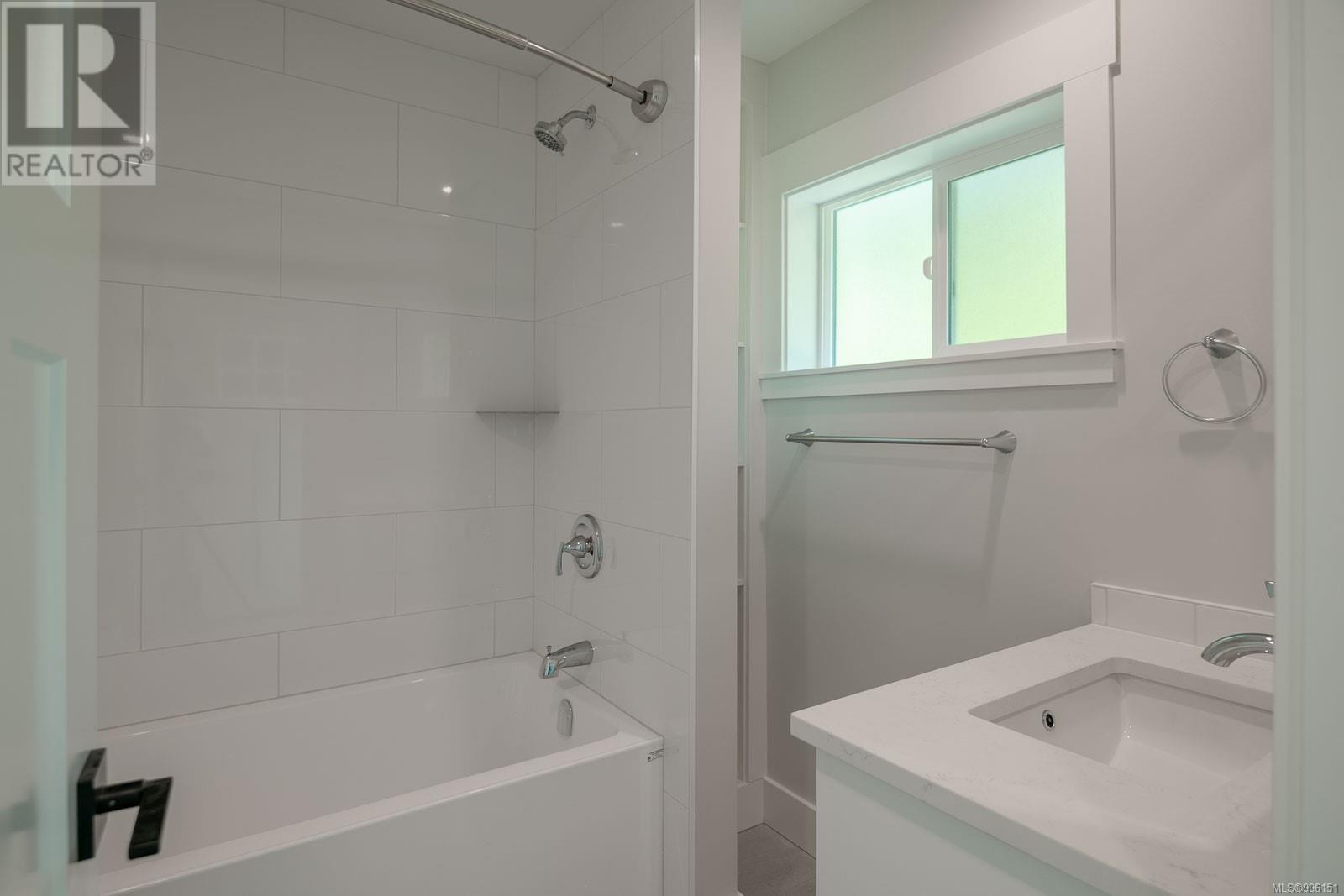 5843 Strathcona St, Port Alberni