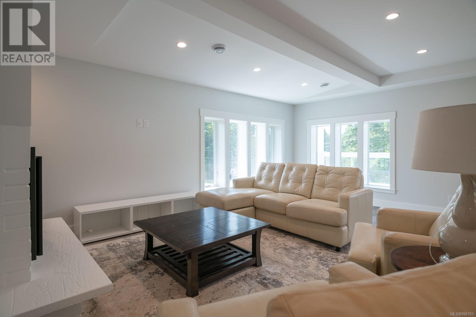 5843 Strathcona St, Port Alberni
