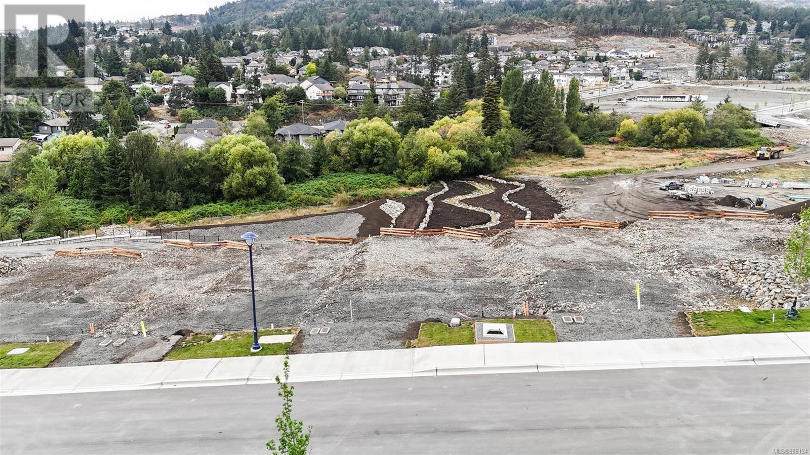 635 Madrona Ridge, Langford real estate listing 986124