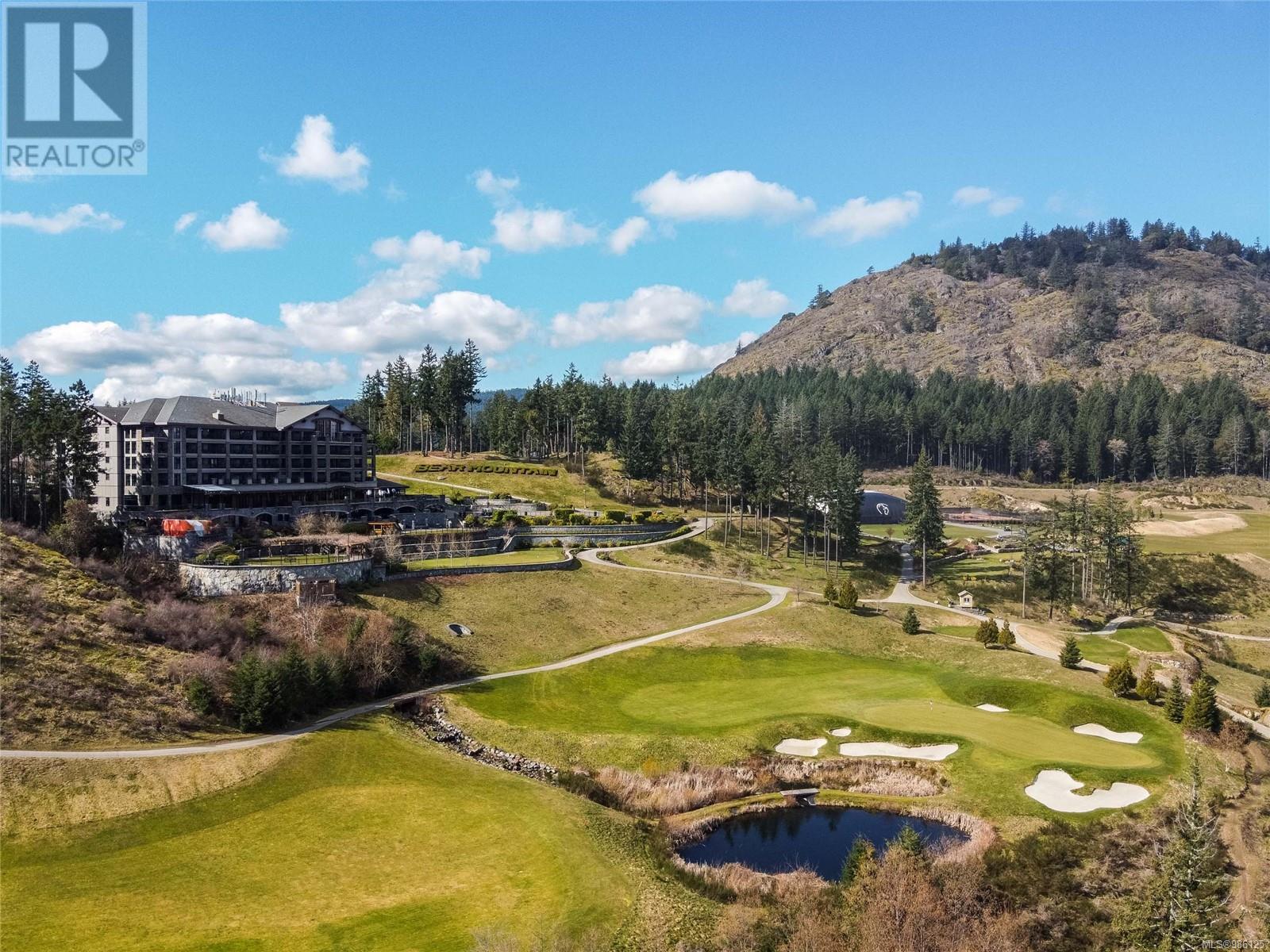  617 Madrona Ridge, Langford