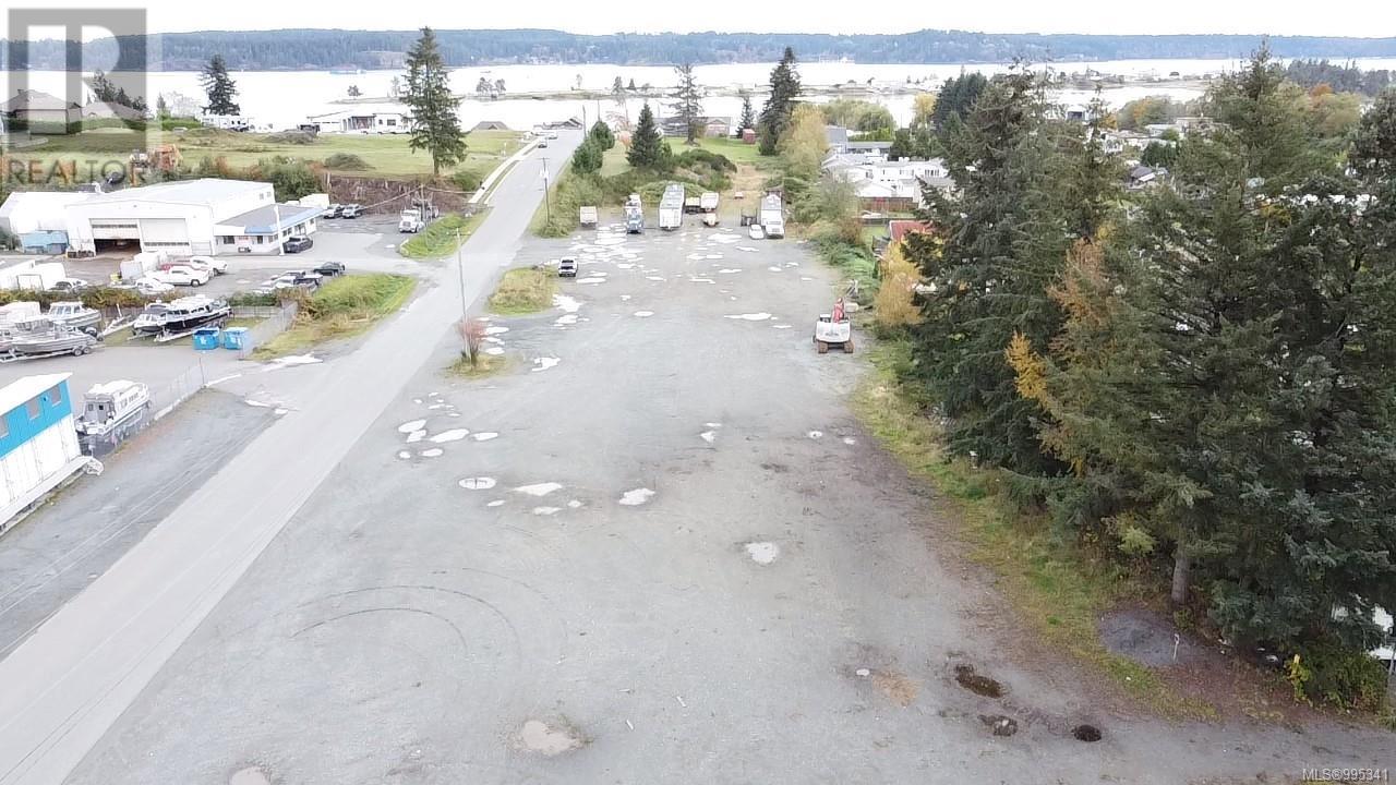 1687 Perth Rd, Campbell River