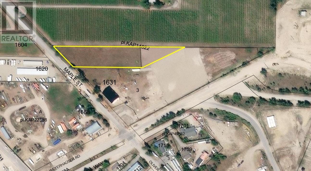 1631 Maple Street, Okanagan Falls