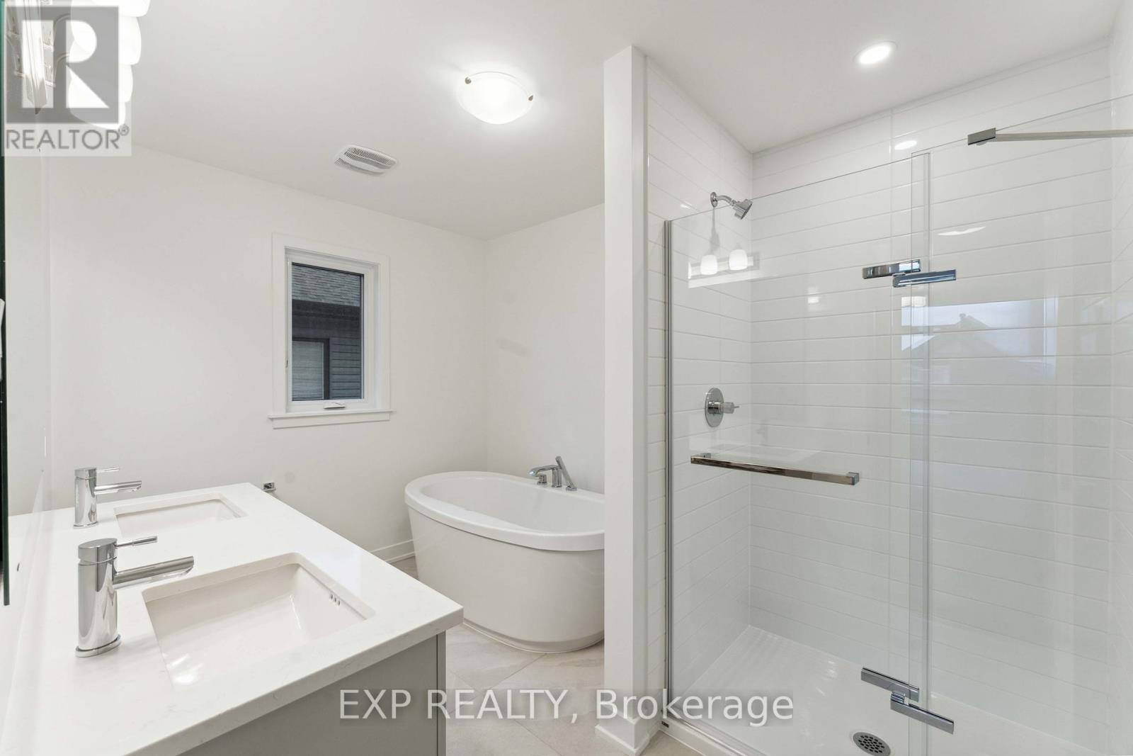 Photo 14 of 3364 Findlay Creek Drive, Ottawa ON