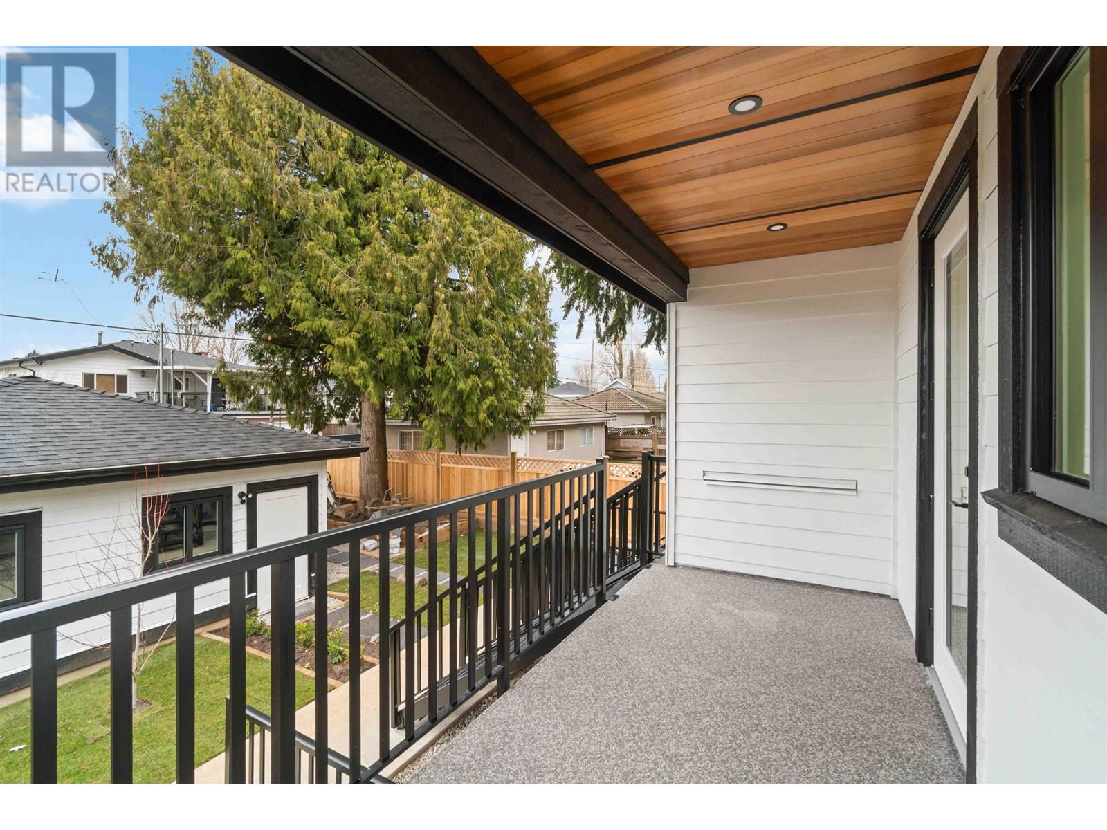 Photo 31 of 2 5737 Clarendon Street, Vancouver BC