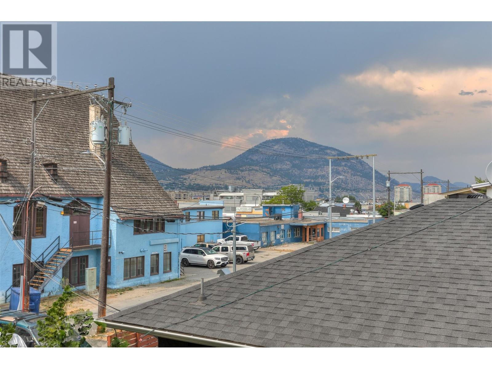 203 95 ECKHARDT Avenue, Penticton