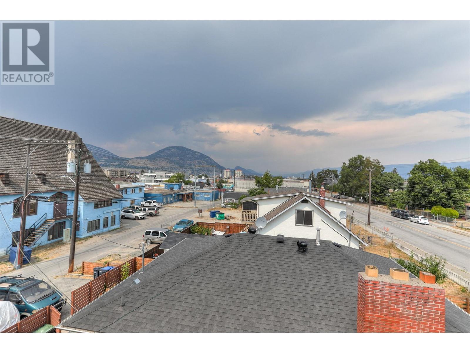 203 95 ECKHARDT Avenue, Penticton