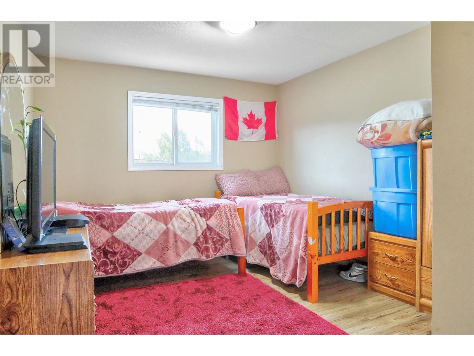 203 95 ECKHARDT Avenue, Penticton