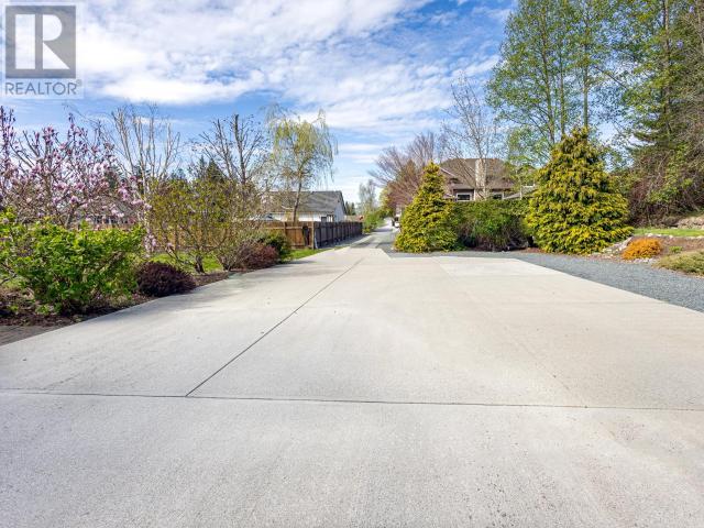 7160 KEMANO STREET, Powell River
