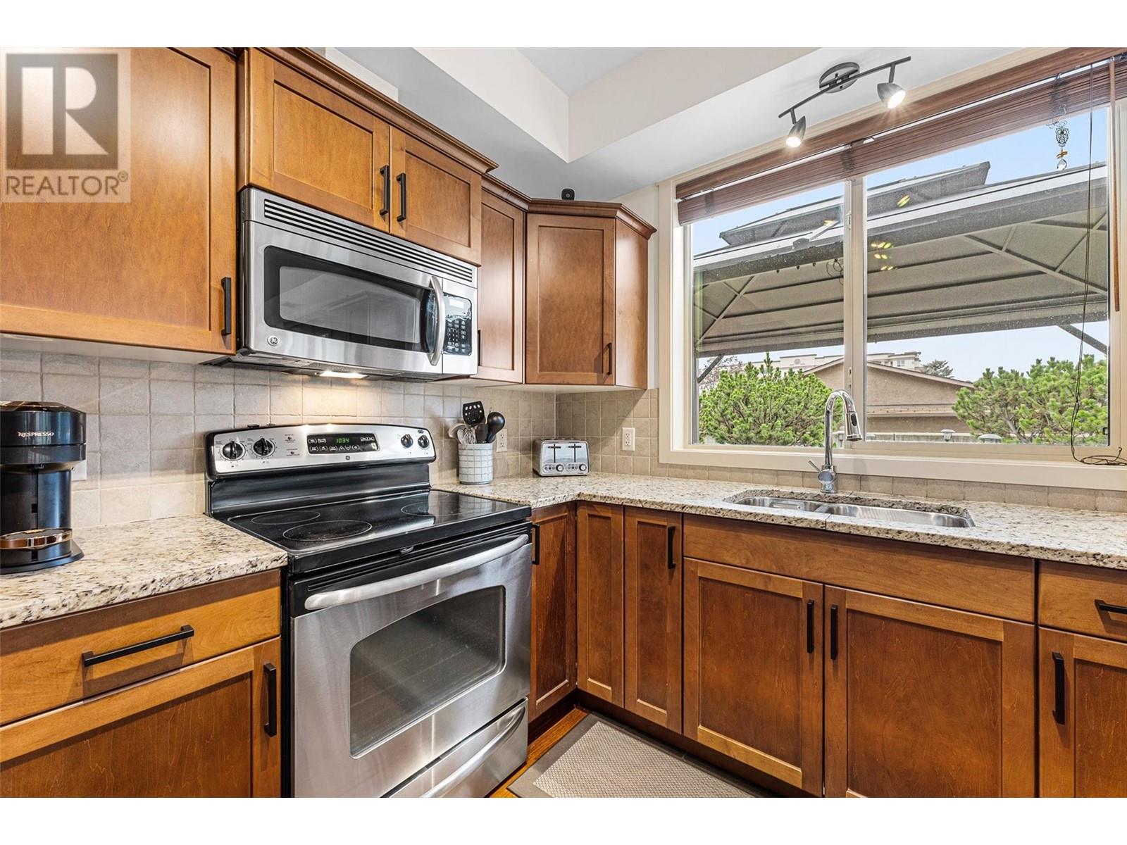 110 2142 Vasile Road, Kelowna