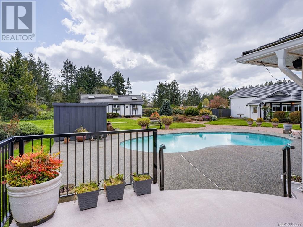  1899 Hovey Road, Central Saanich