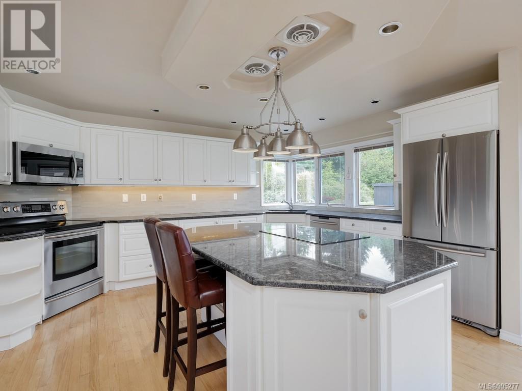  1899 Hovey Road, Central Saanich