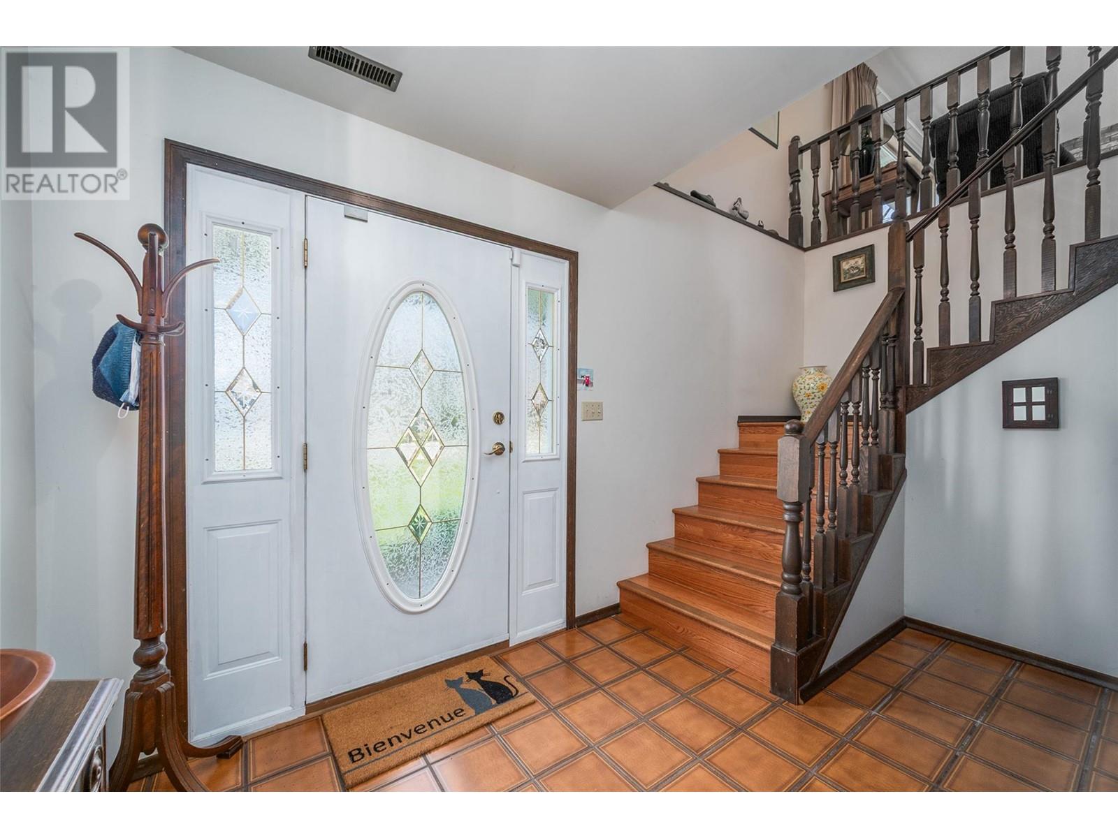 Photo 7 of 2681 Abbott Street, Kelowna BC