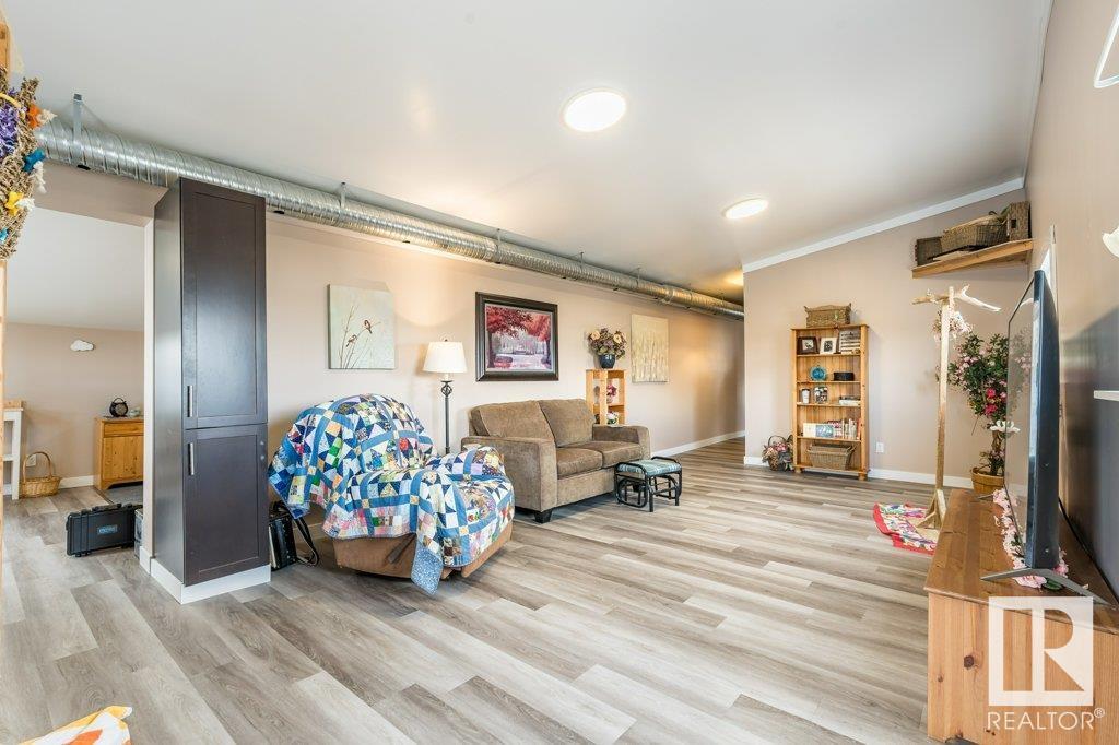 Photo 33 of 4813 50 Av, Wetaskiwin AB
