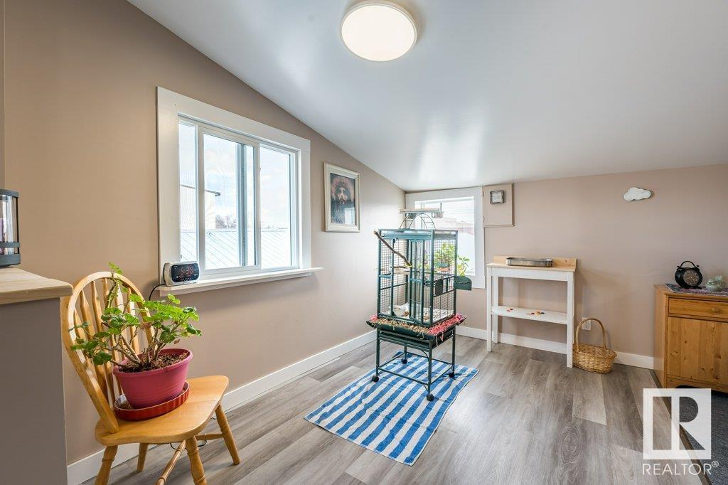 Photo 37 of 4813 50 Av, Wetaskiwin AB