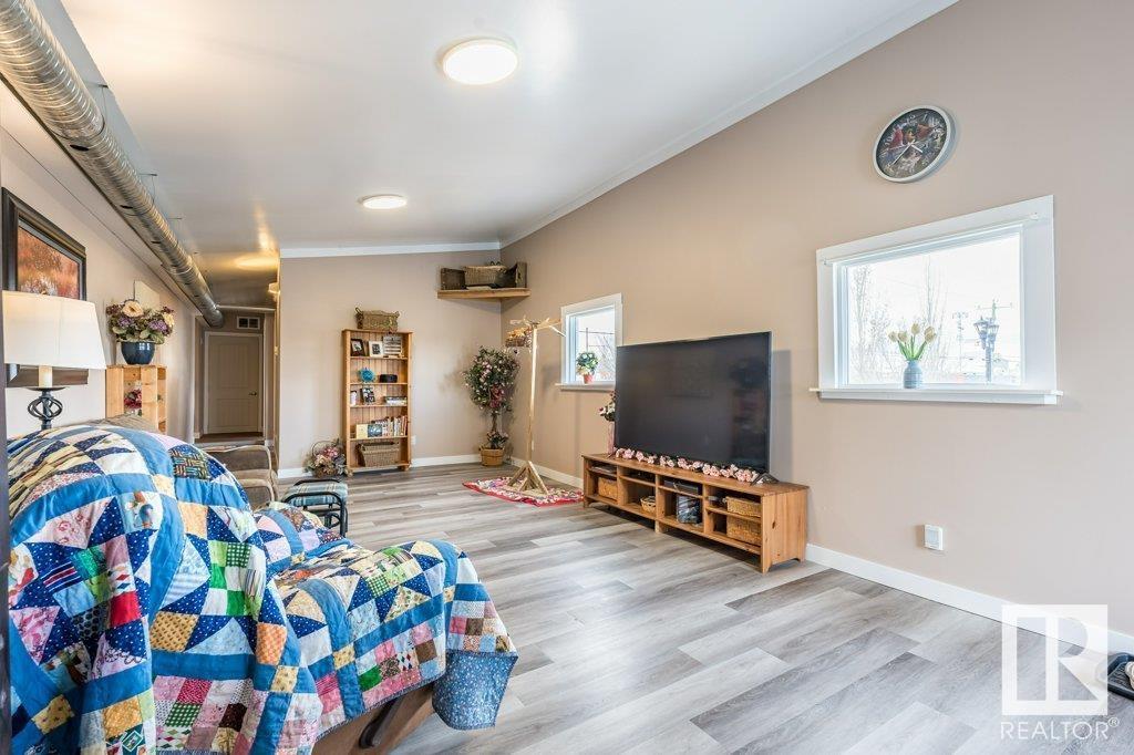 Photo 34 of 4813 50 Av, Wetaskiwin AB