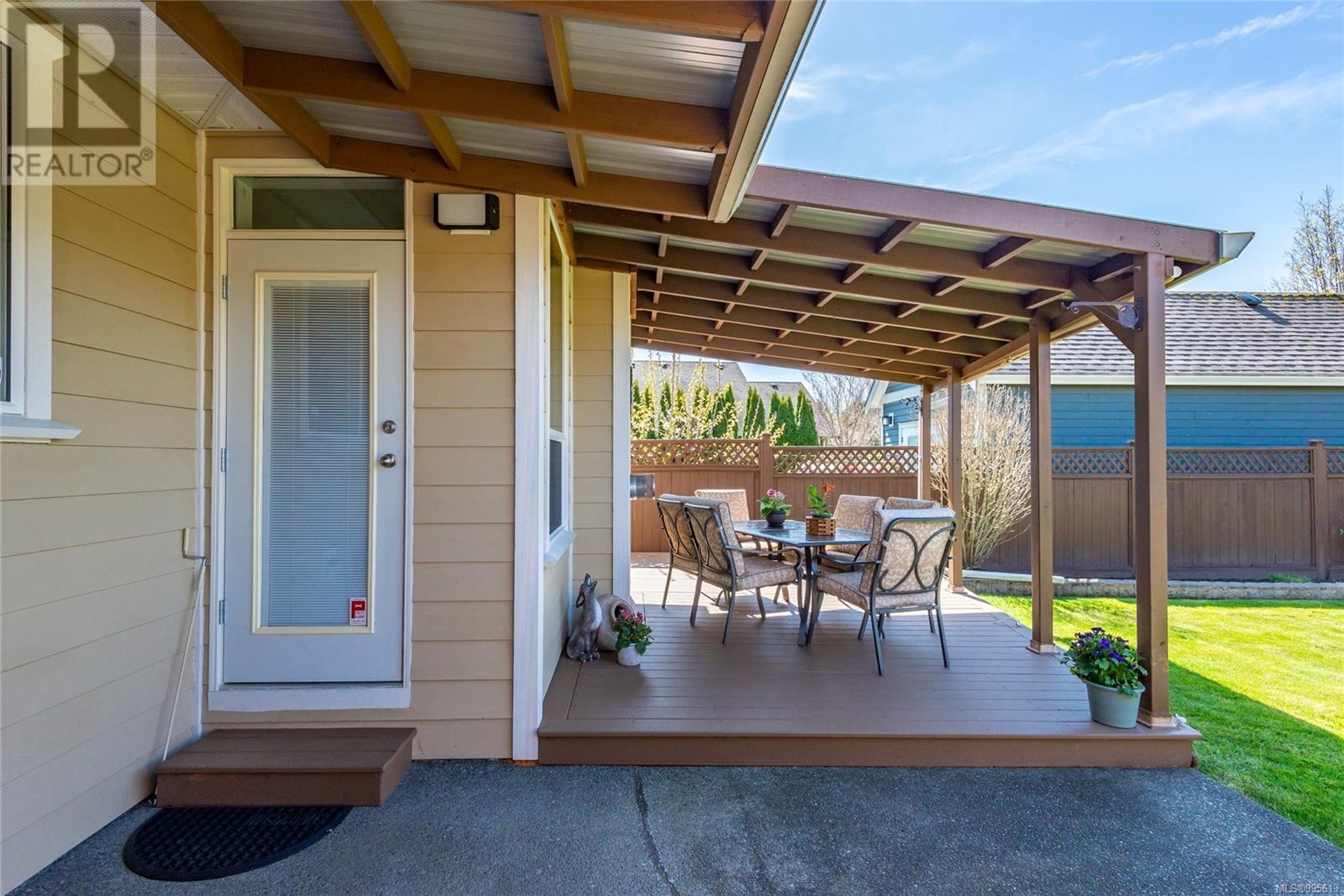 3163 Owen Pl, Campbell River