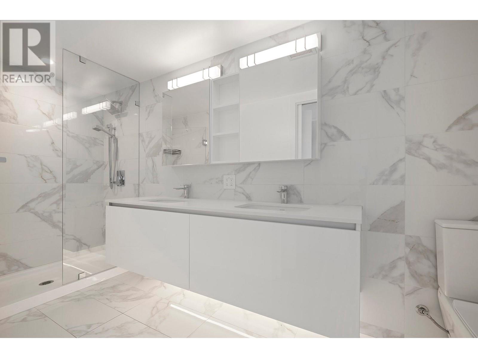 Photo 11 of 703 5788 Gilbert Road, Richmond BC