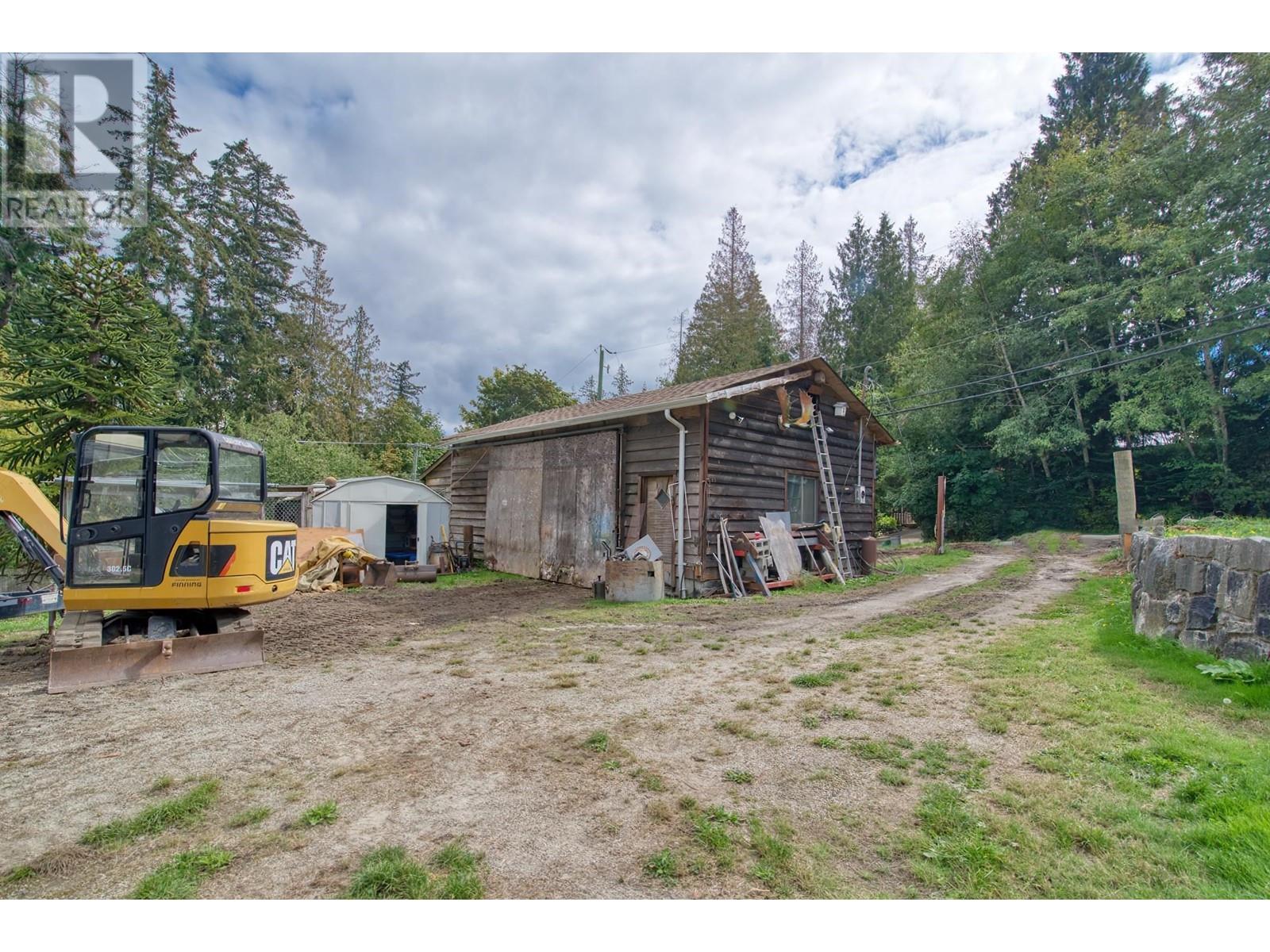 7712 FAWN ROAD, Halfmoon Bay