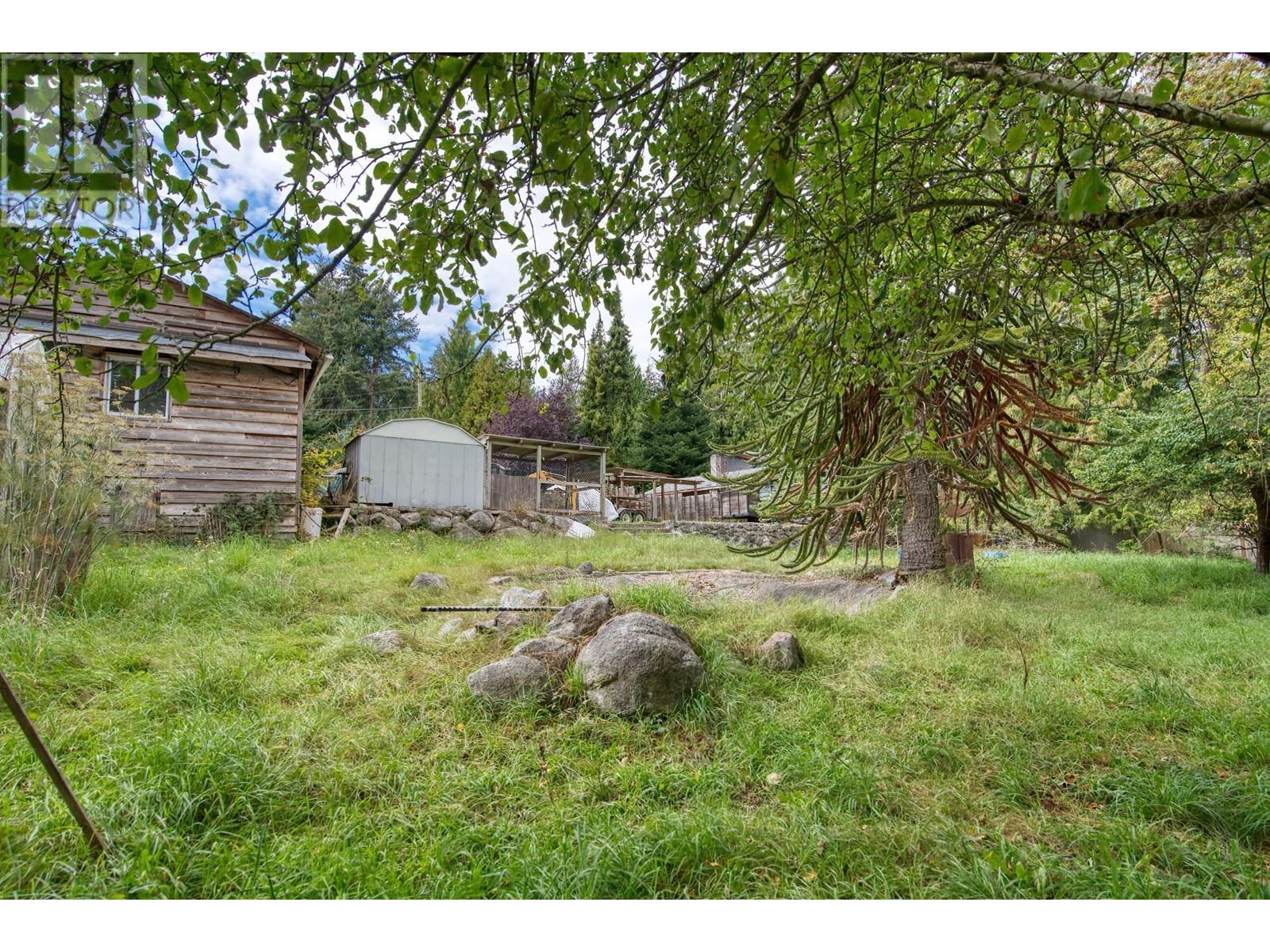 7712 FAWN ROAD, Halfmoon Bay