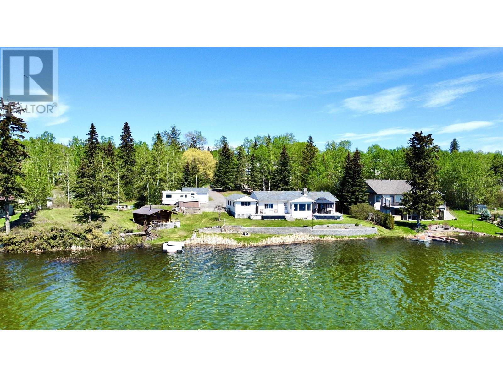 3456 DUNSMUIR ROAD, Lac La Hache