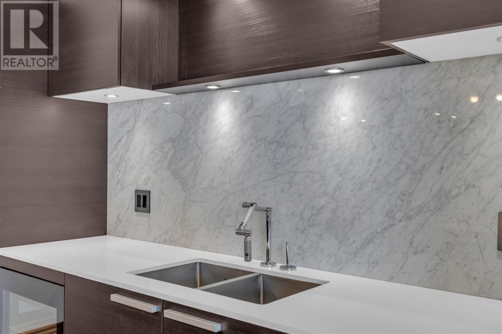 Single Family House for Sale in    Avenue SW Eau Claire Calgary 