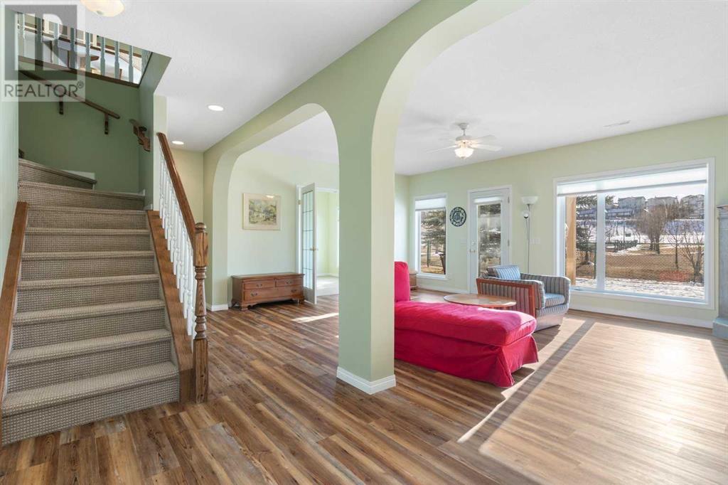 220 Bow Ridge Court, Cochrane