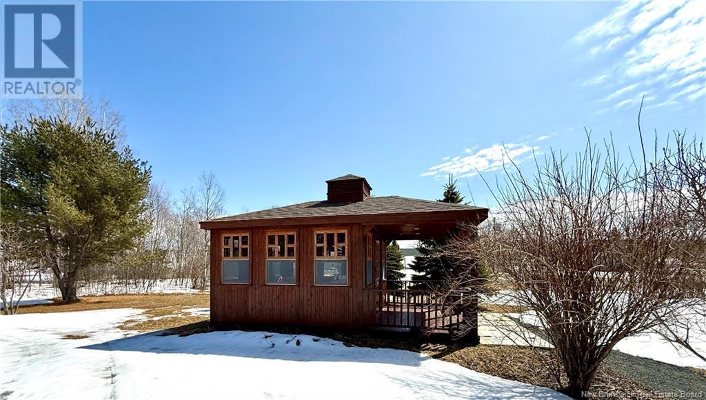 Photo 33 of 108 Rue Des Erables, Saintleolin NB